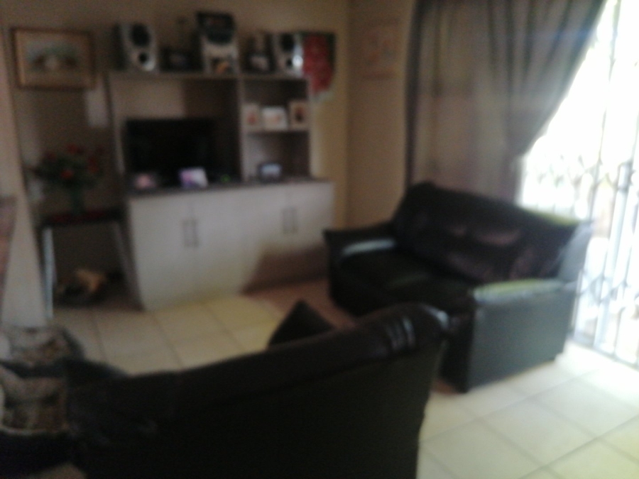 2 Bedroom Property for Sale in Uitsig Free State